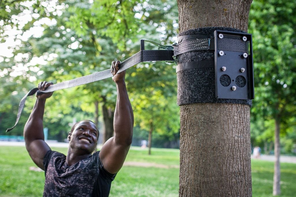 Outdoor Befestigungsset als Erweiterung für die outdoor Montage von Pullup & Dip an Baum/Pfosten