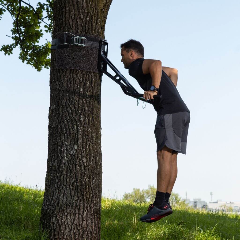 Mobile Klimmzugstange und Dip-Stange für outdoor Training, über 35 Übungen, weltweit einzigartig